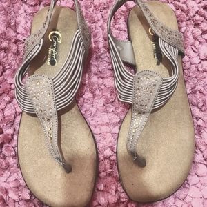💫Womens size 7 sandals